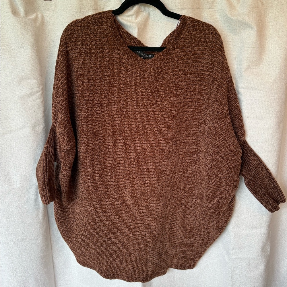 HYFVE Chunky Scoop Neck Sweater in Rust Brown